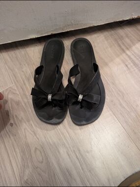 Guess Black Bow Rhinestone Slide Sandals